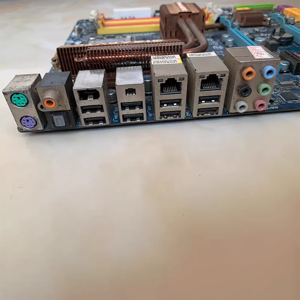 DDR2 LGA755 motherboard Panel GA-X48-DQ6 v1.1
DDR2 LGA755 motherboard Panel GA-X48-DQ6 v1.1