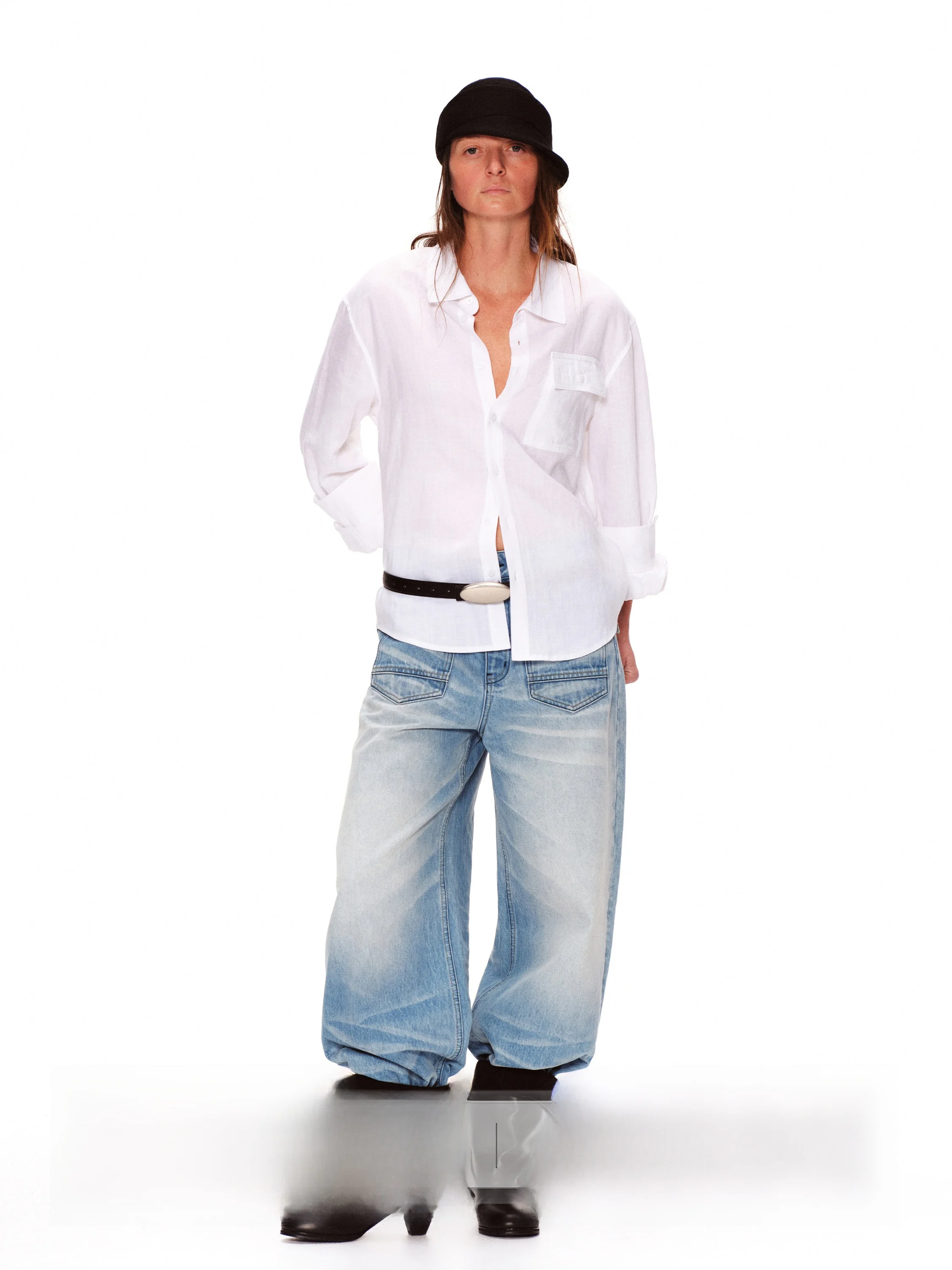 Весенняя женская рубашка свободного кроя с длинными рукавами, отложным воротником и дышащим комфортным материалом из лиоцелла Lenzing
Весенняя женская рубашка свободного кроя с длинными рукавами, отложным воротником и дышащим комфортным материалом из лиоцелла Lenzing