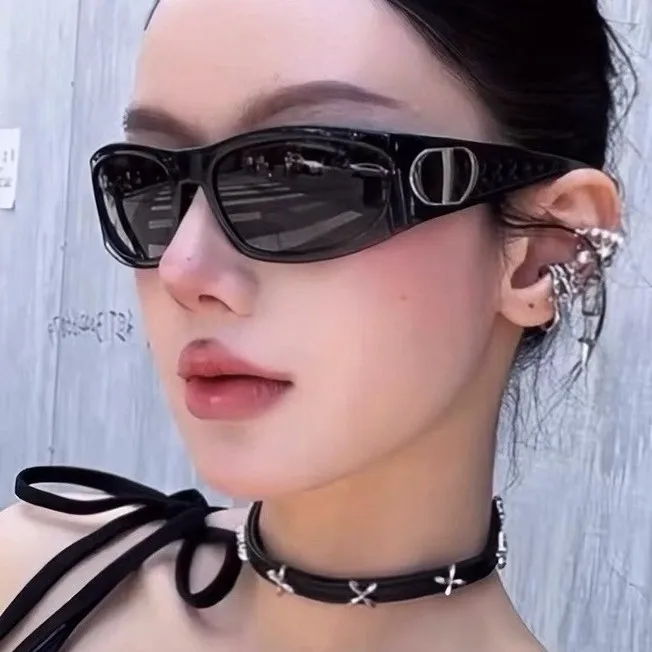 2026 New Future Sense TR90 Headband Sunglasses S3F Women's Premium Sense Sunscreen Track Curved Sunglasses Men's 5142
2026 New Future Sense TR90 Headband Sunglasses S3F Women's Premium Sense Sunscreen Track Curved Sunglasses Men's 5142