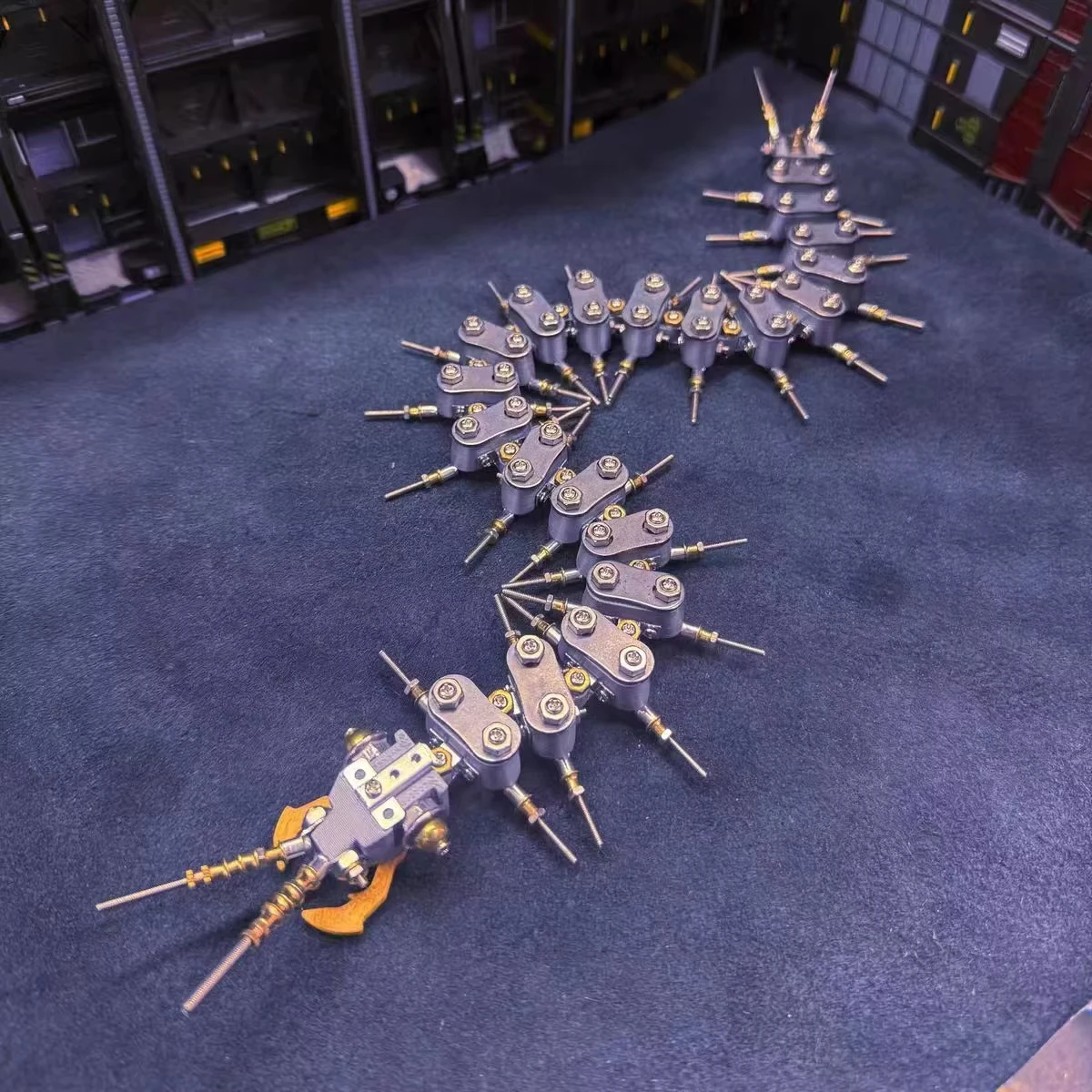 Механическая сборная модель сороконожки в стиле стим-панк, креативная 3D металлическая сборка ручной работы, игрушка для отдыха «сделай сам», подарок
Механическая сборная модель сороконожки в стиле стим-панк, креативная 3D металлическая сборка ручной работы, игрушка для отдыха «сделай сам», подарок