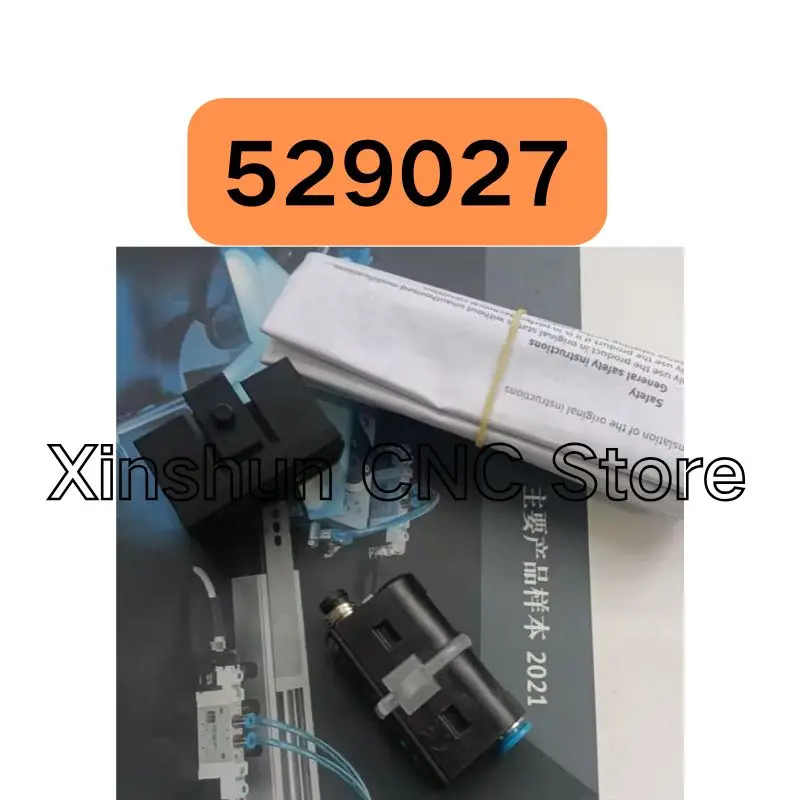 Pressure Sensor 529027 SDE5-V1-FP-Q6E-P-M8 Quick Shipping Brand New
Pressure Sensor 529027 SDE5-V1-FP-Q6E-P-M8 Quick Shipping Brand New