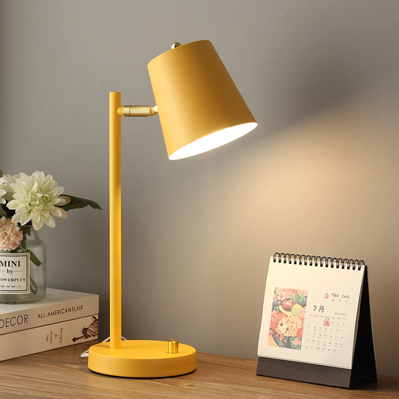 Nordic Reading Small Desk Lamp Learning Special Eye Protection Desk College Students Dormitory Home Plug-in Bedside Lamp Craft
Nordic Reading Small Desk Lamp Learning Special Eye Protection Desk College Students Dormitory Home Plug-in Bedside Lamp Craft