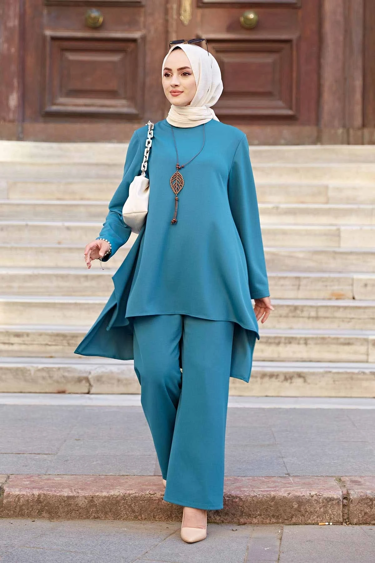 Women's Triple Suit Kombin Bottom Top Muslim dress hijab Muslim üstleri women suit 2021 abayas abaya
Women's Triple Suit Kombin Bottom Top Muslim dress hijab Muslim üstleri women suit 2021 abayas abaya