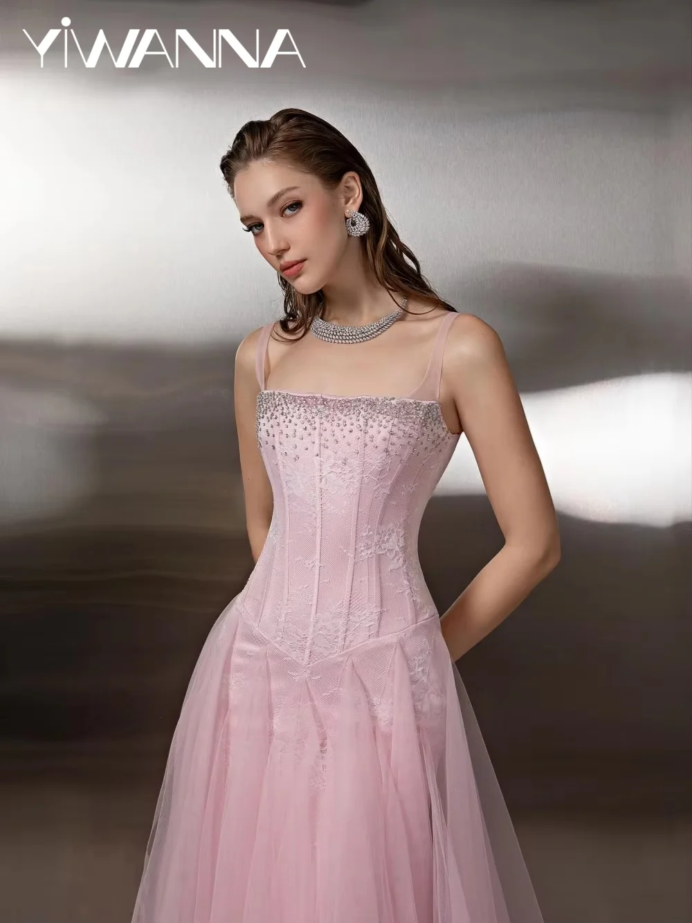 Pink Lace Crystal Evening Dress Classic Square Neck Wedding Party Gown Elegant A-line Floor-length Formal Banquet Gowns
Pink Lace Crystal Evening Dress Classic Square Neck Wedding Party Gown Elegant A-line Floor-length Formal Banquet Gowns