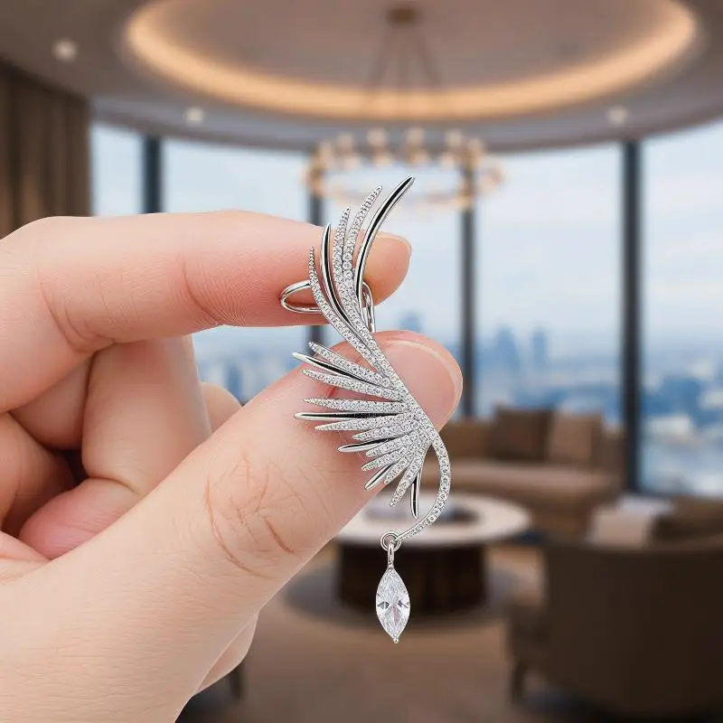 Women Alloy Long Wing Earrings Modern Stud Temperament Statement Gifts Unique Accessories for Birthday Valentines Party
Women Alloy Long Wing Earrings Modern Stud Temperament Statement Gifts Unique Accessories for Birthday Valentines Party