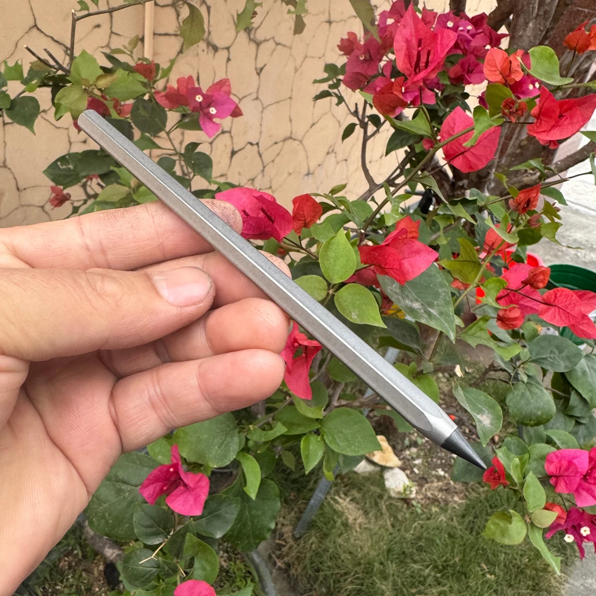 EDC Карандаш из титанового сплава с коллекцией для письма Многофункциональные портативные уличные инструменты EDC
EDC Карандаш из титанового сплава с коллекцией для письма Многофункциональные портативные уличные инструменты EDC