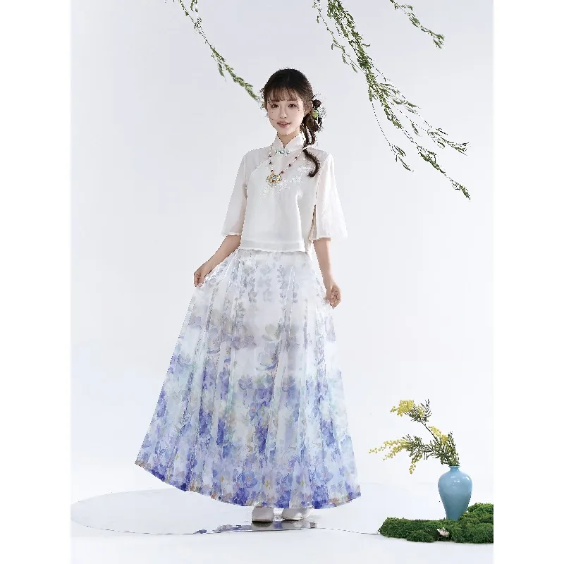 2026 summer new Hanfu top, light and breathable printed shirt, versatile horse skirt, national style suit for women
2026 summer new Hanfu top, light and breathable printed shirt, versatile horse skirt, national style suit for women