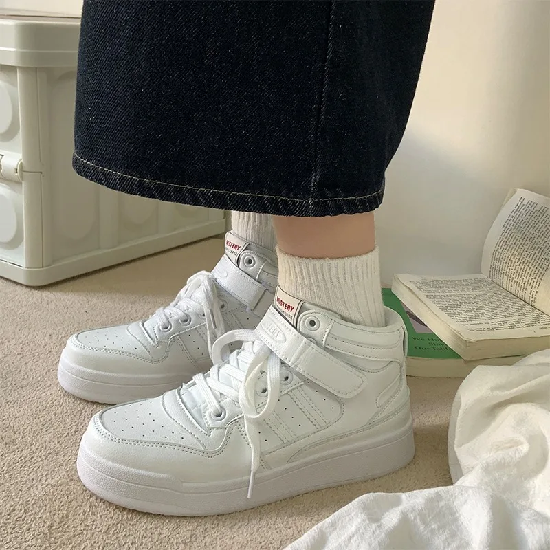 High Quality Designer Wedges White Platform Sneakers Women Shoes Leather Black High Top Sneakers Hidden Increasing Basket Femme
High Quality Designer Wedges White Platform Sneakers Women Shoes Leather Black High Top Sneakers Hidden Increasing Basket Femme