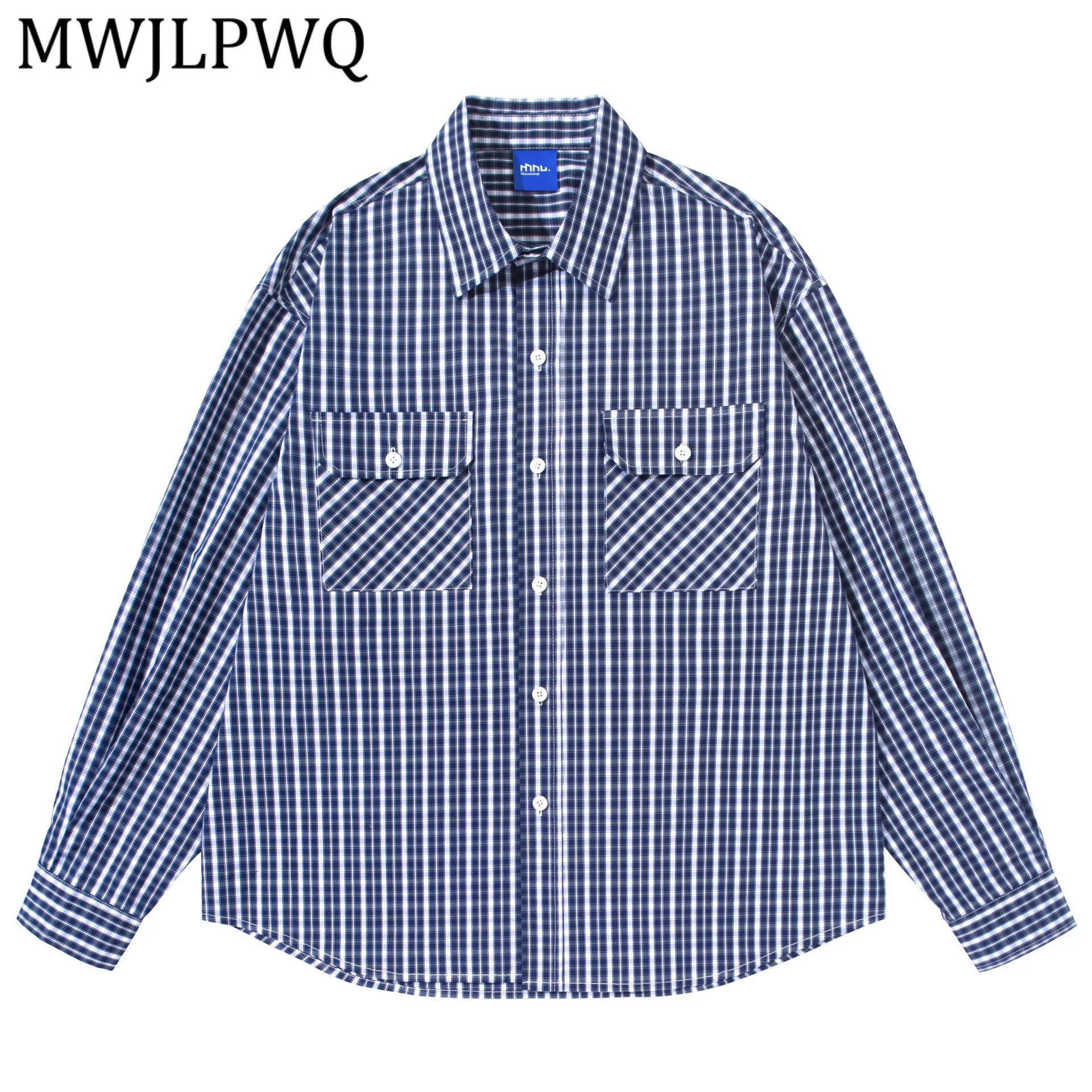 MWJLPWQ American Retro Plaid Simple Shirt For Men Lapel Spliced Pocket Personality Long Sleeve Casual Tops 2026 Spring 13443
MWJLPWQ American Retro Plaid Simple Shirt For Men Lapel Spliced Pocket Personality Long Sleeve Casual Tops 2026 Spring 13443