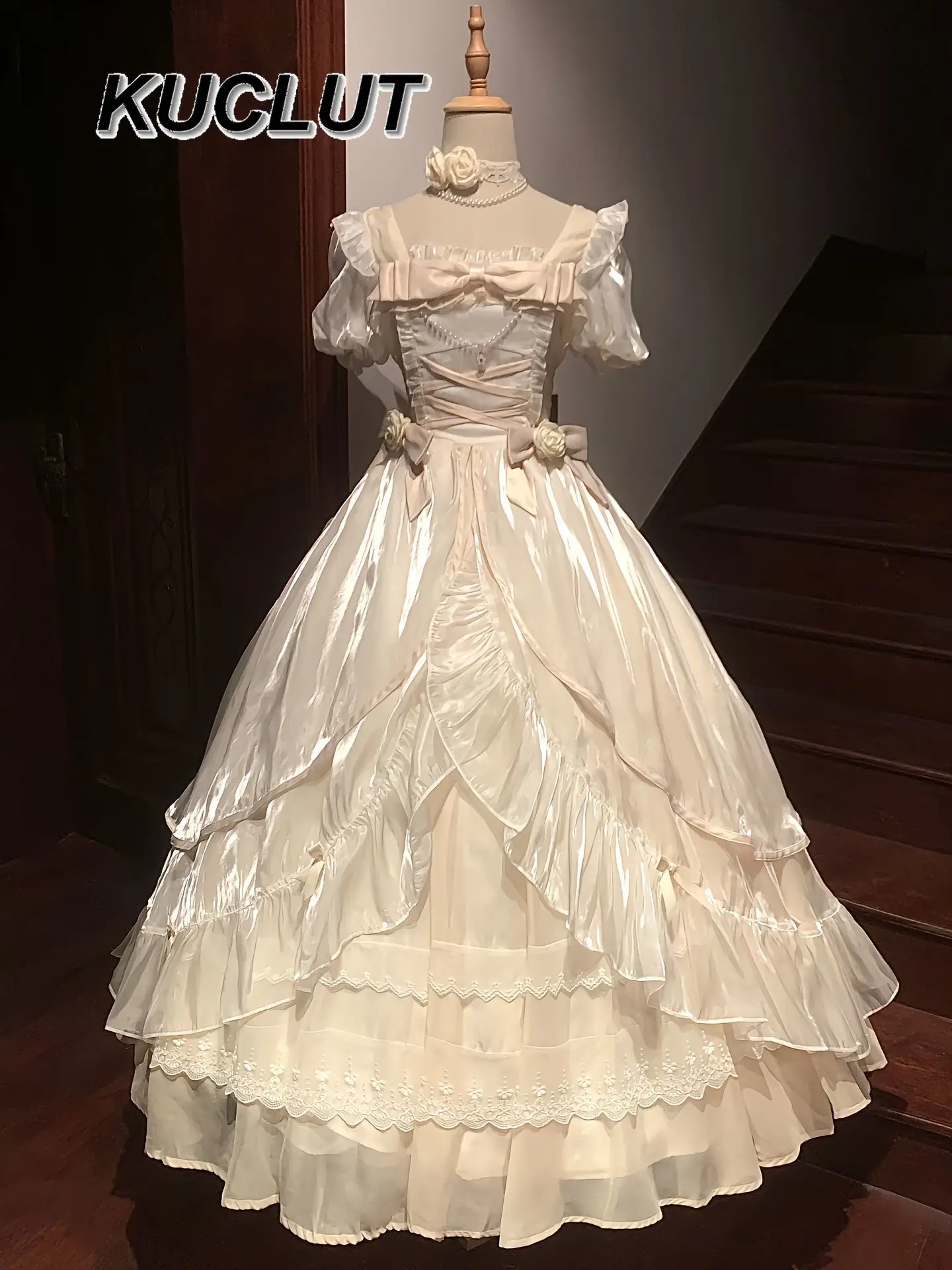 Short Sleeve Solidc Color Elegant Long Dress Wedding Lolita Style 2025 New Square Collar Op Princess Dresses for Women
Short Sleeve Solidc Color Elegant Long Dress Wedding Lolita Style 2025 New Square Collar Op Princess Dresses for Women