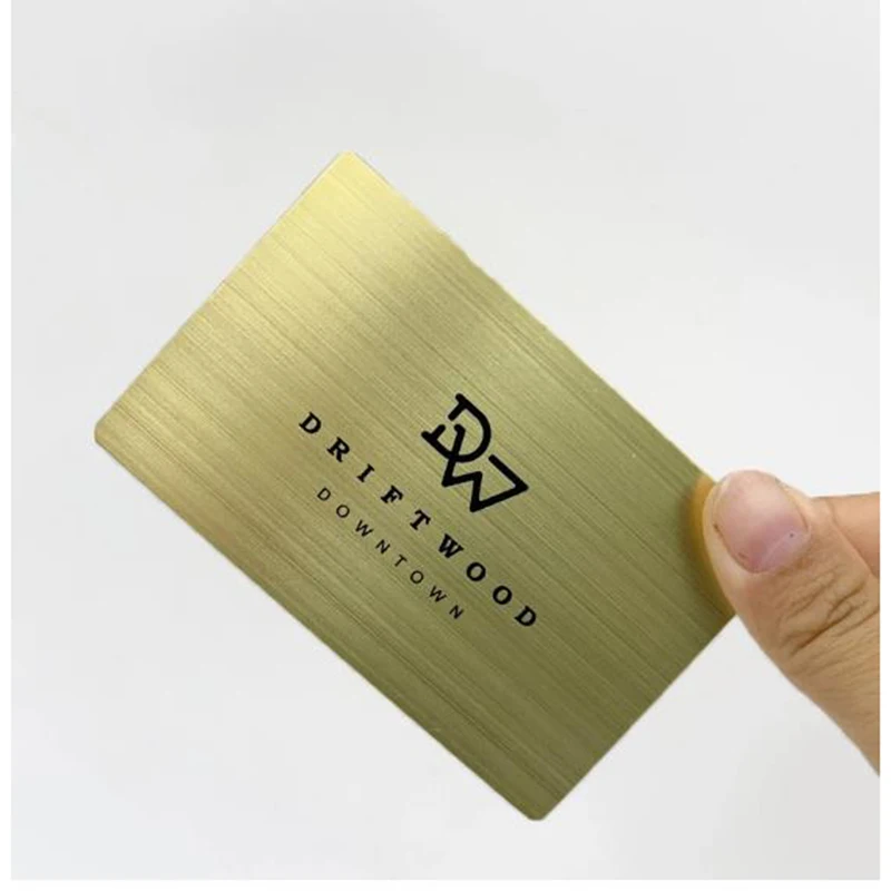 Free sample credit card size 4442 chip slot brushed metal card with signature and hico magnetic stripe
Free sample credit card size 4442 chip slot brushed metal card with signature and hico magnetic stripe