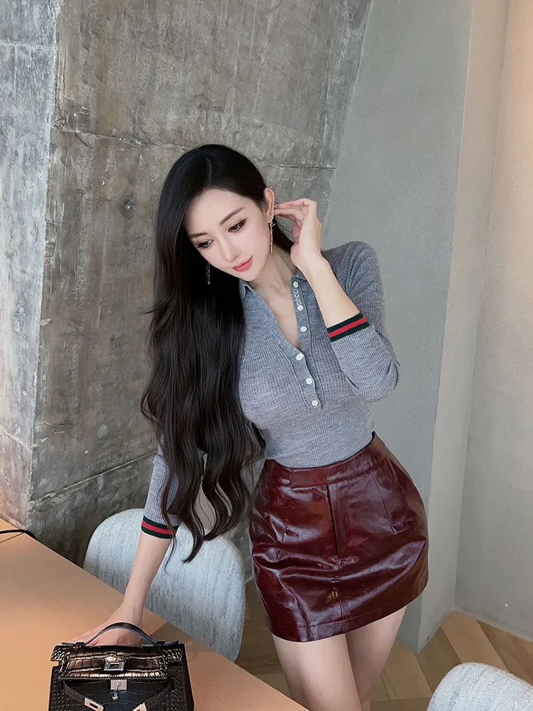 Модная женская юбка из искусственной кожи с высокой талией, осенне-зимняя, сексуальная, универсальная, короткая, для повседневной носки, Q24959
Модная женская юбка из искусственной кожи с высокой талией, осенне-зимняя, сексуальная, универсальная, короткая, для повседневной носки, Q24959