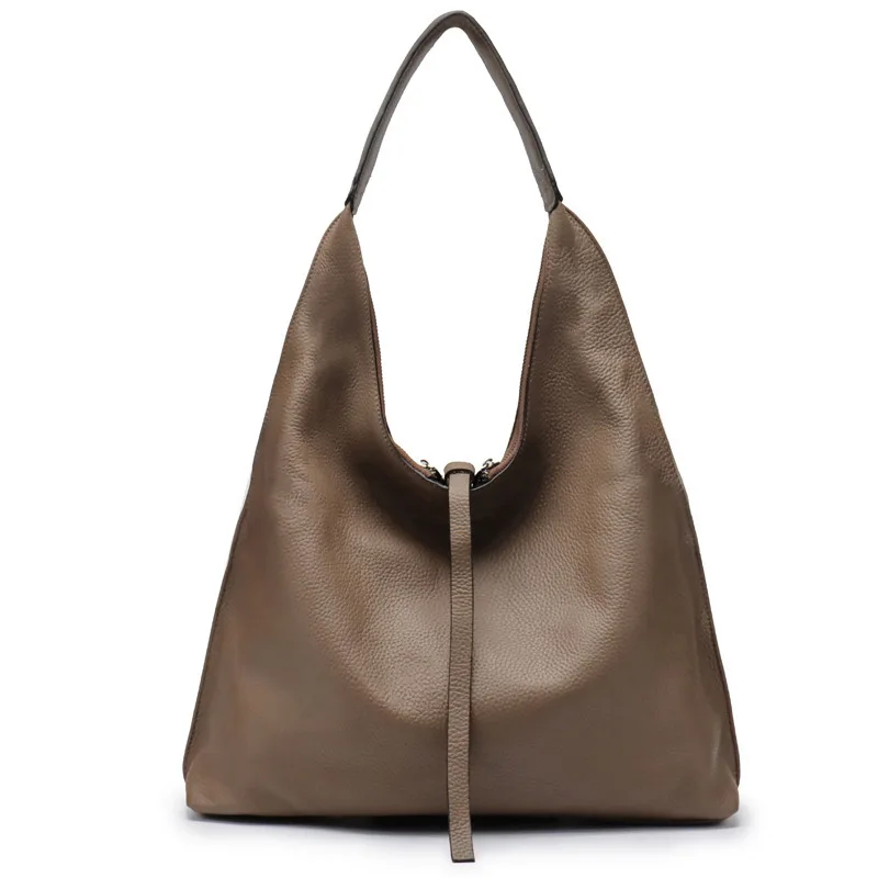 2025 Cowhide Fashion Personality Shoulder Bag Large Capacity Women's Portable Leather Women's Tote Designer Luxury Bag
2025 Cowhide Fashion Personality Shoulder Bag Large Capacity Women's Portable Leather Women's Tote Designer Luxury Bag