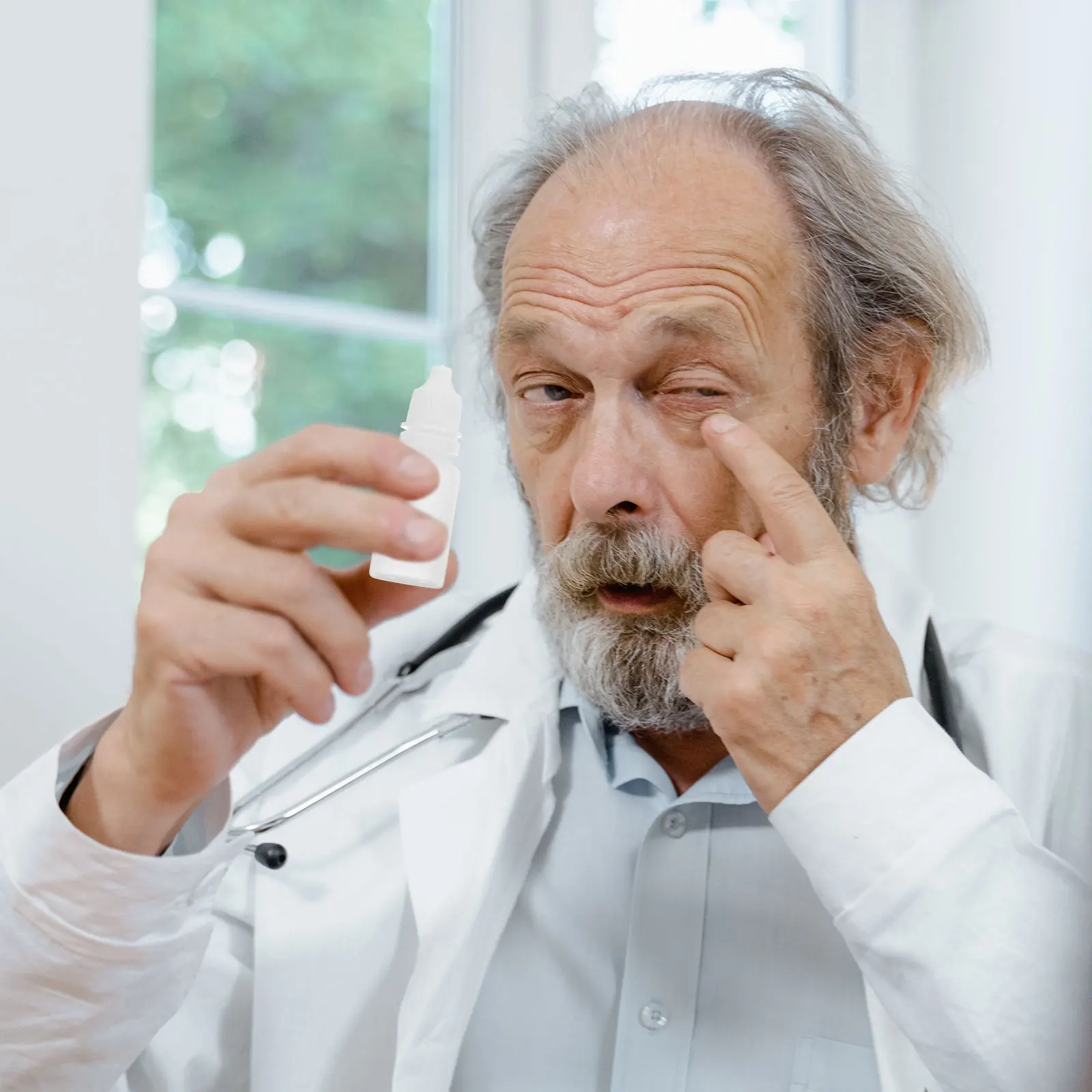 5Pcs Empty Eye Dropper Bottles 10Ml Squeezable Plastic Childproof Cap Bottles for Eye Liquid Paint Essence Saline Storage
5Pcs Empty Eye Dropper Bottles 10Ml Squeezable Plastic Childproof Cap Bottles for Eye Liquid Paint Essence Saline Storage