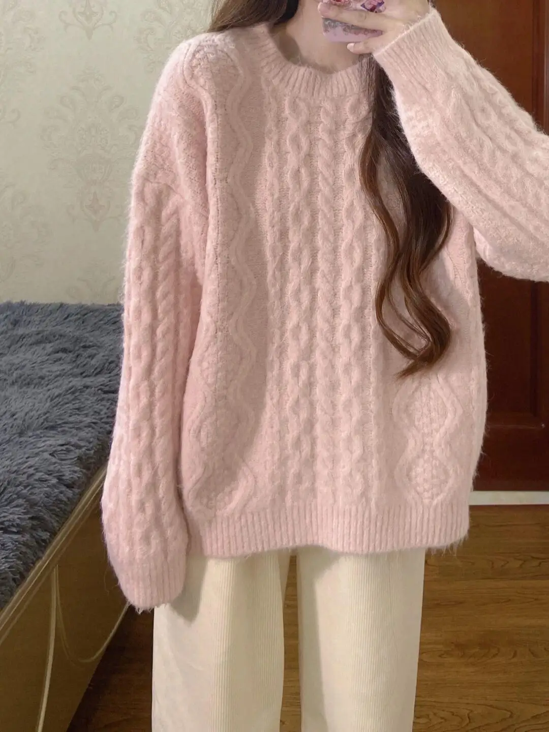 Soft Pink Knitted Sweater Women's Outerwear Spring Autumn 2025 New Korean Style Lazy Style Thickened Warm Long Sleeve Top
Soft Pink Knitted Sweater Women's Outerwear Spring Autumn 2025 New Korean Style Lazy Style Thickened Warm Long Sleeve Top