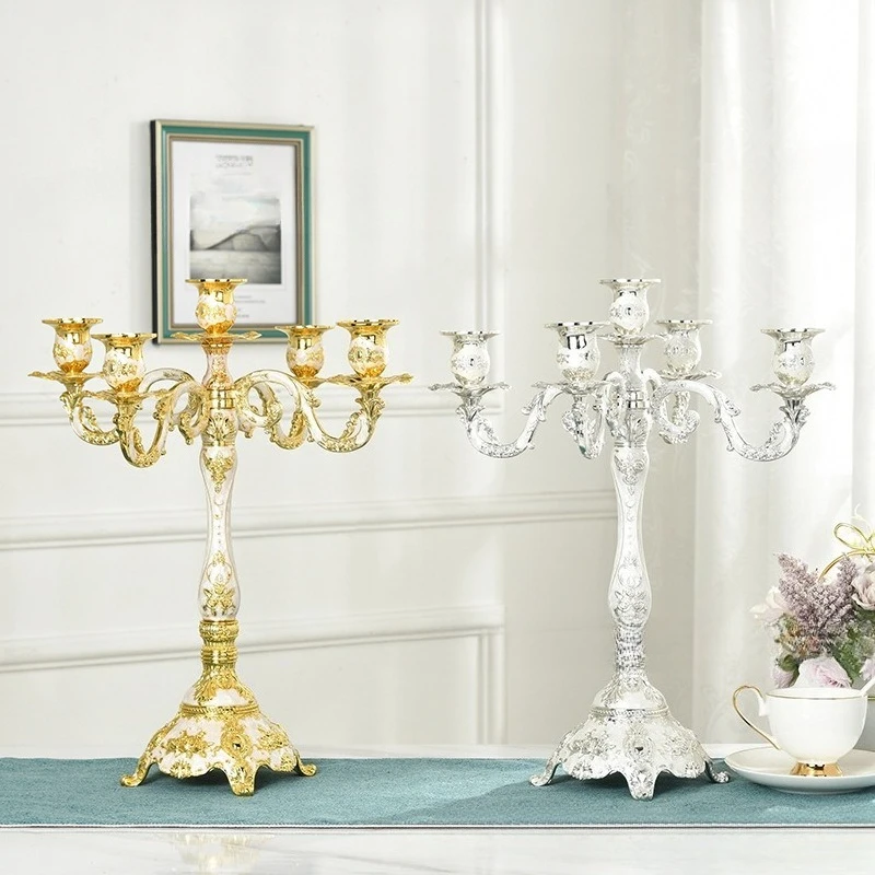 Европейский Ретро 3/5 головок металлический подсвечник железный при свеча украшение обеденного стола реквизит для фотосъемки украшения домашний декор
Европейский Ретро 3/5 головок металлический подсвечник железный при свеча украшение обеденного стола реквизит для фотосъемки украшения домашний декор