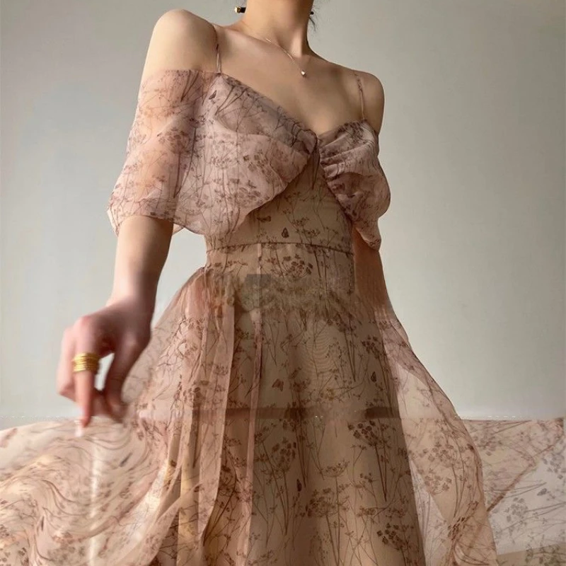 Sexy Strap Dresses Women Floral Elegant Evening Party Midi Dresses Ladies Summer Beach Print France Vintage Chiffon Casual Dress
Sexy Strap Dresses Women Floral Elegant Evening Party Midi Dresses Ladies Summer Beach Print France Vintage Chiffon Casual Dress