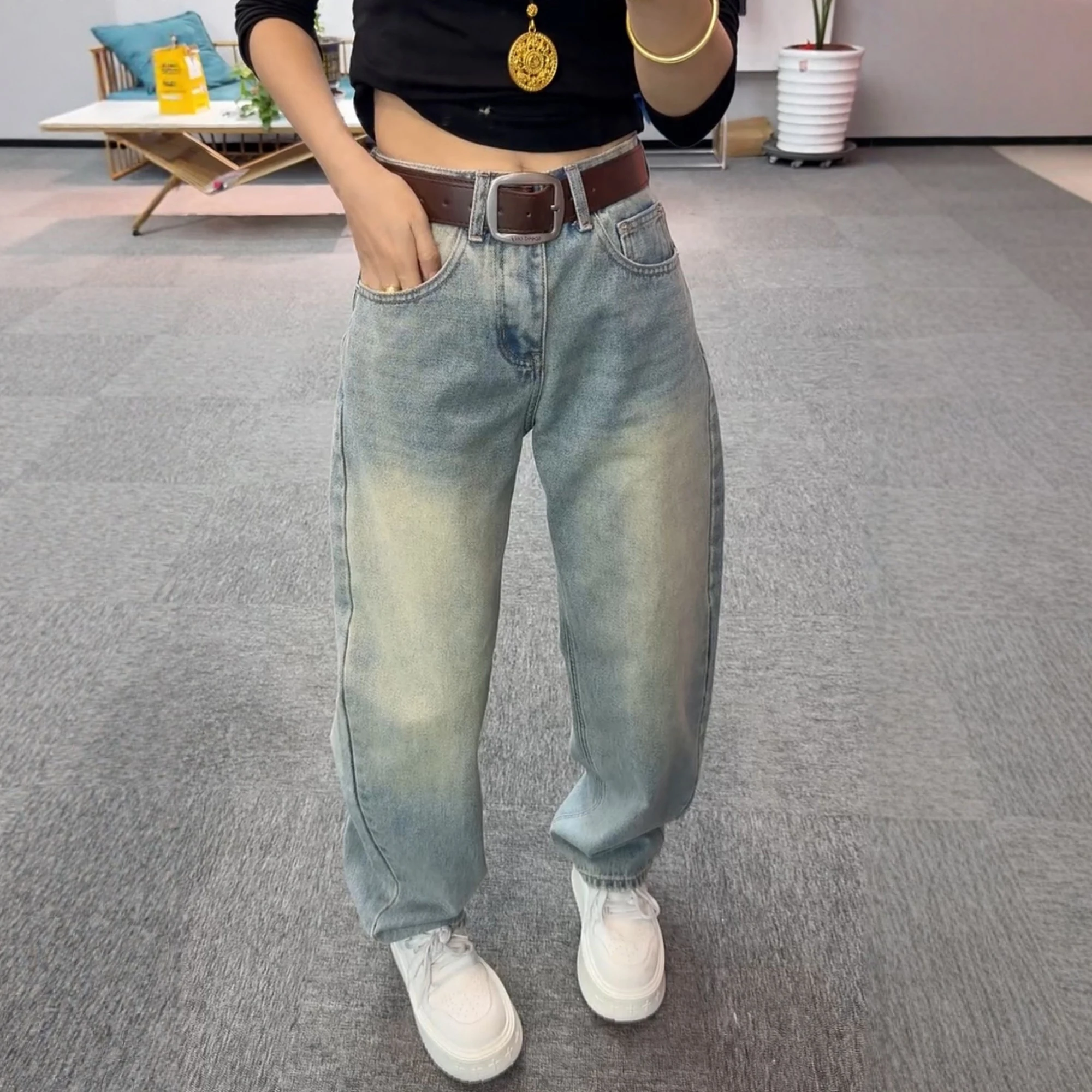 Spring 2026 High Waist Loose Fit Slimming Washed Denim Pants Large Size Women Casual Style Multi Pocket Long Trousers
Spring 2026 High Waist Loose Fit Slimming Washed Denim Pants Large Size Women Casual Style Multi Pocket Long Trousers