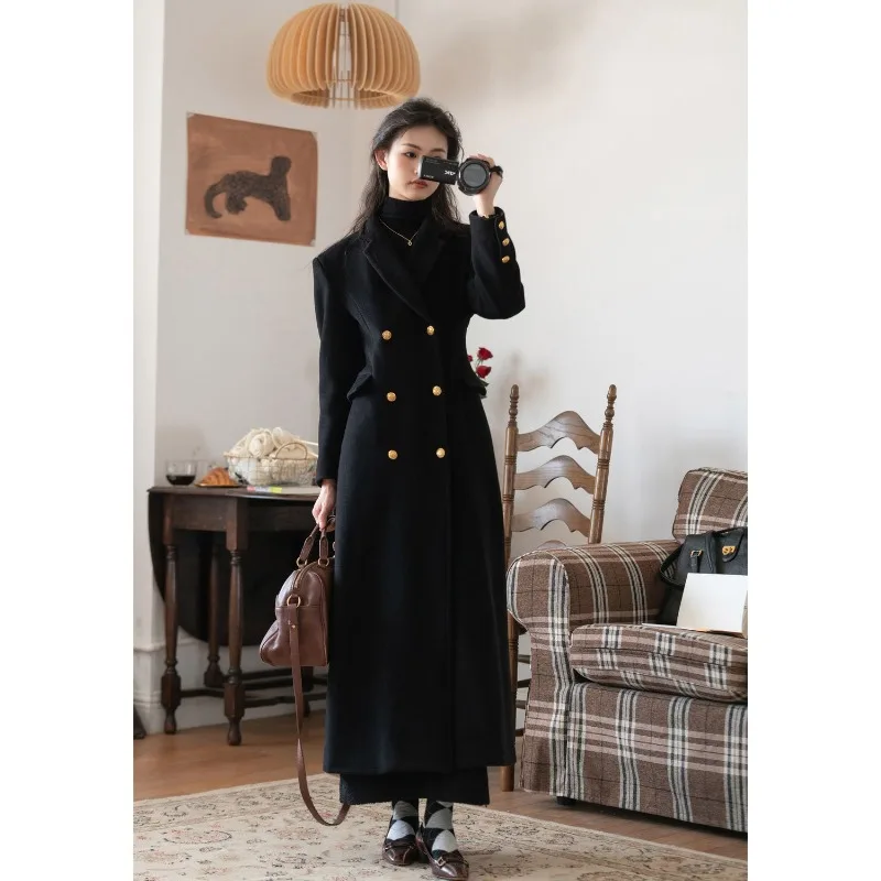 High-end Black Double-breasted Fitted Long Suit Coat for Women, Autumn and Winter Design with Golden Buckle Tweed Fashion Warm
High-end Black Double-breasted Fitted Long Suit Coat for Women, Autumn and Winter Design with Golden Buckle Tweed Fashion Warm