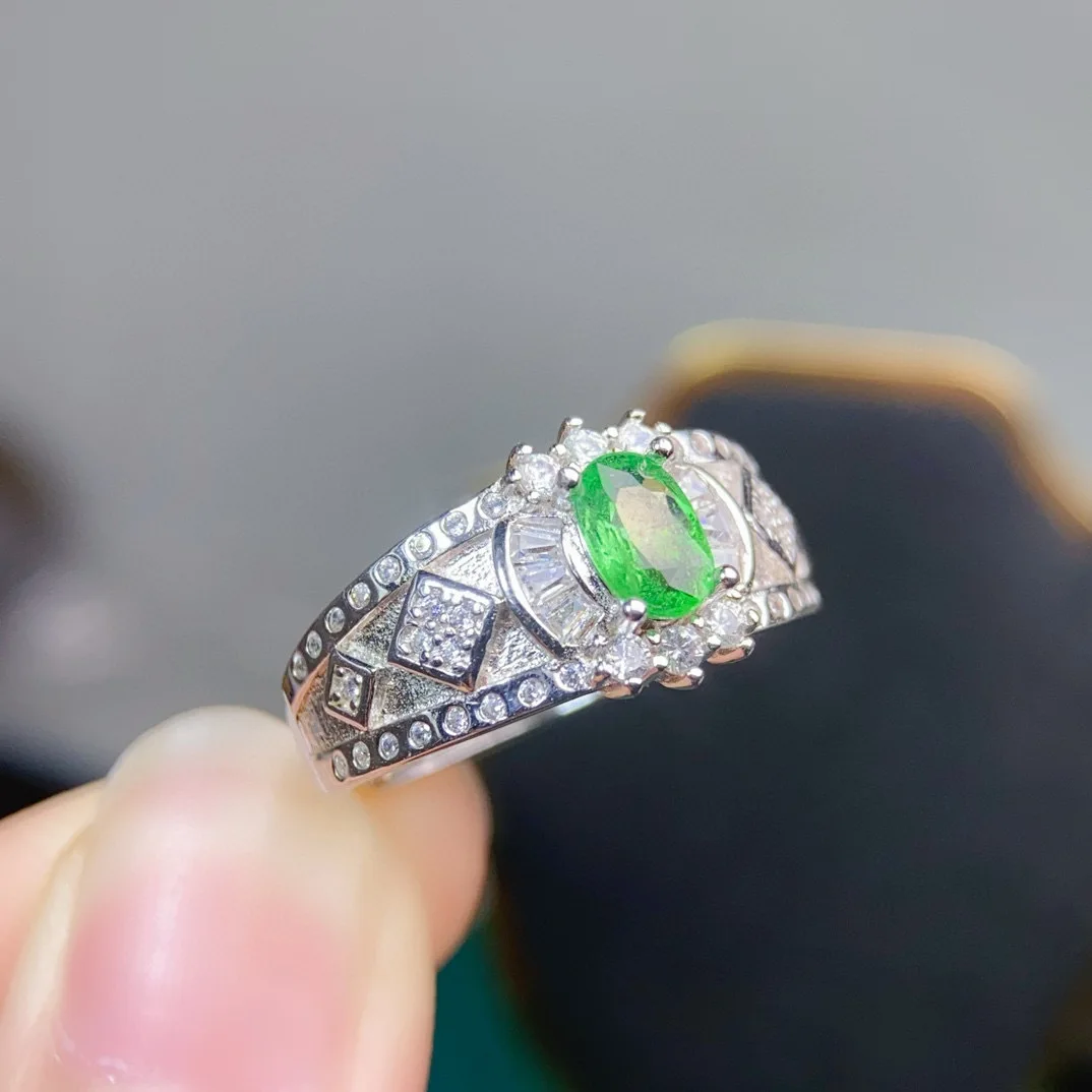 S925 Sterling Silver Tsavorite Ring, Adjustable 4x6mm Natural Green Garnet Jewelry
S925 Sterling Silver Tsavorite Ring, Adjustable 4x6mm Natural Green Garnet Jewelry