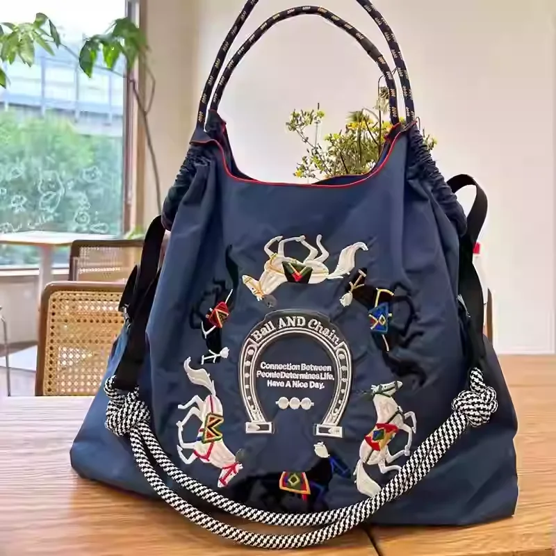 Donut Design Canvas Shoulder Bag: Durable Embroidered Grocery Tote for Professionals & Students
Donut Design Canvas Shoulder Bag: Durable Embroidered Grocery Tote for Professionals & Students