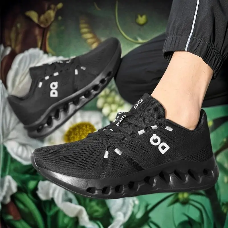 Trendy and Comfortable Casual Sports Shoes: Fashionable Soft-Sole Walking Footwear
Trendy and Comfortable Casual Sports Shoes: Fashionable Soft-Sole Walking Footwear