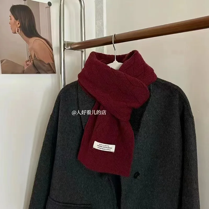 Angola Red Knitted Scarf Women Winter Cold Protection Korean Red Warm Scarf Christmas Wind High-end Shawl Men
Angola Red Knitted Scarf Women Winter Cold Protection Korean Red Warm Scarf Christmas Wind High-end Shawl Men