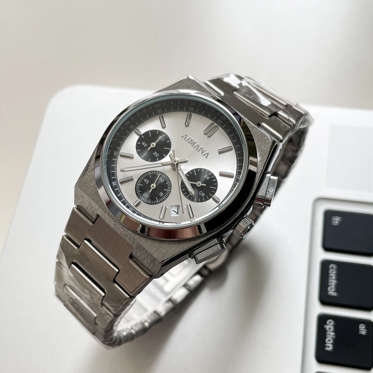 2025 new large dial multifunctional watch for men brand genuine men high-end men's light luxury gift waterproof quartz watch
2025 new large dial multifunctional watch for men brand genuine men high-end men's light luxury gift waterproof quartz watch