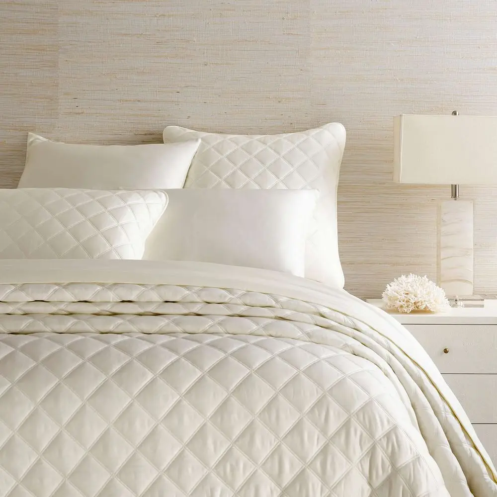 Quilted Silken Solid Ivory Coverlet, King Size, Ivory Solid Pattern
Quilted Silken Solid Ivory Coverlet, King Size, Ivory Solid Pattern