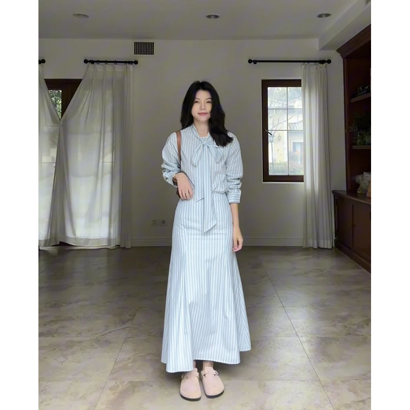 Elegant Slimming High Waist Fish Tail Skirt with Knot Shirt 100% Cotton Korean Style Striped Coated Half Skirt
Elegant Slimming High Waist Fish Tail Skirt with Knot Shirt 100% Cotton Korean Style Striped Coated Half Skirt
