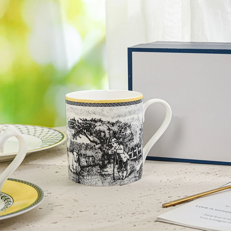 Кружка из костяного фарфора серии European Manor, высококачественная изысканная кружка для дома, подарочная коробка для свадьбы и дня рождения.
Кружка из костяного фарфора серии European Manor, высококачественная изысканная кружка для дома, подарочная коробка для свадьбы и дня рождения.