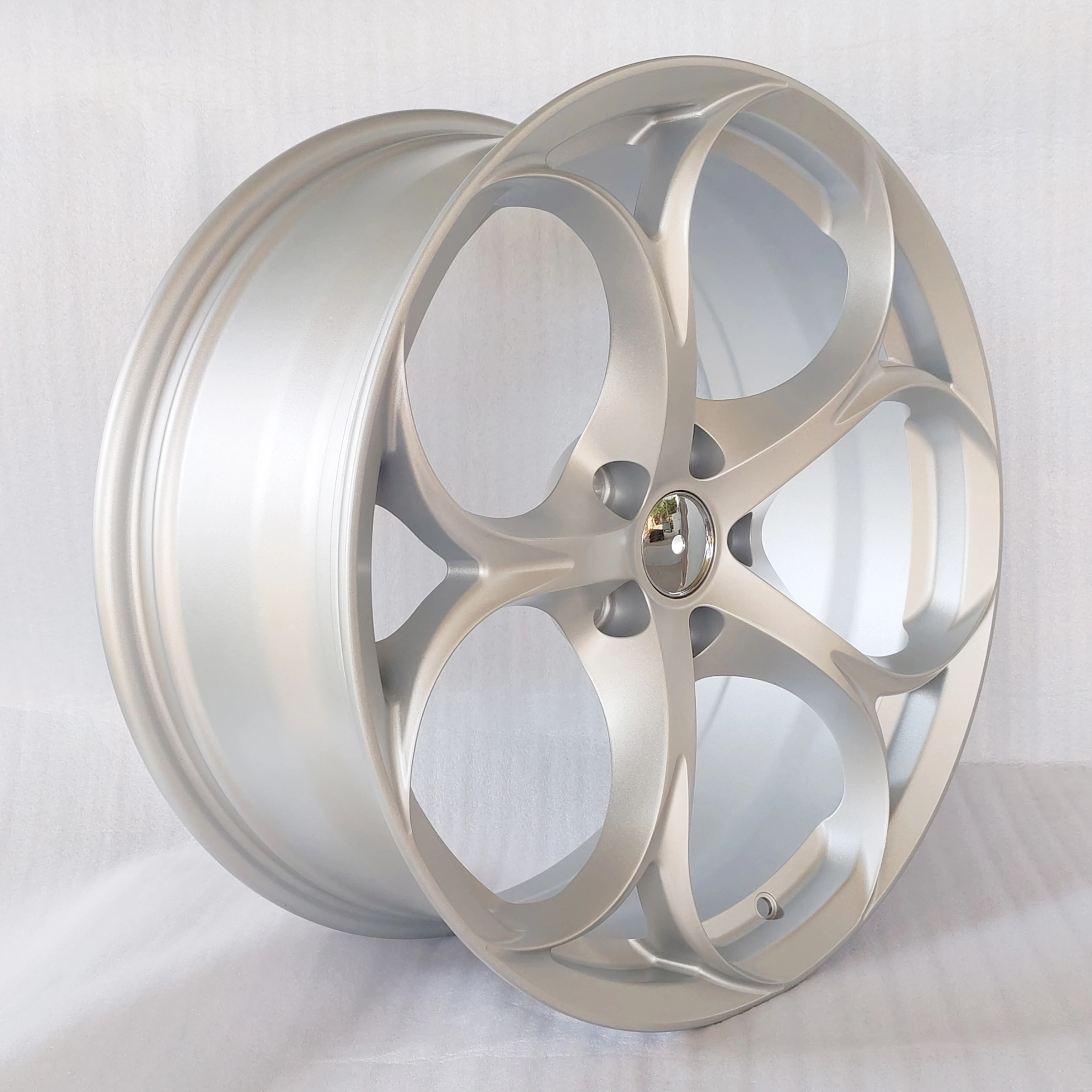 Hot-selling Custom Forged Wheels 19 Inch Front and Rear Wheels PCD5x110 Hyper Silver Style Aluminium Rims for Alfa Romeo Giulia
Hot-selling Custom Forged Wheels 19 Inch Front and Rear Wheels PCD5x110 Hyper Silver Style Aluminium Rims for Alfa Romeo Giulia