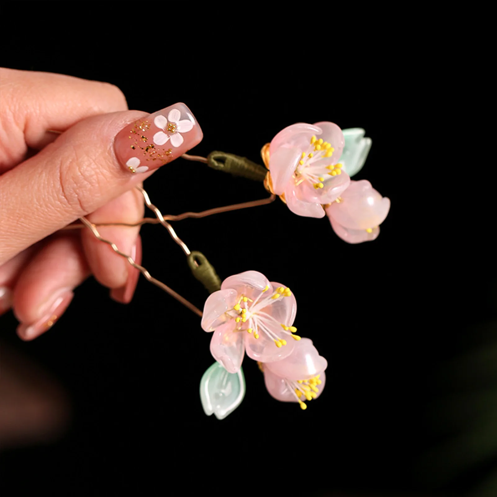 2PCS Elegant Flower Hairpin Chinese Sweet Flowers Pearl U Shape Hair Stick For Women Girl Temperament Hair Fork Hanfu Hairpin
2PCS Elegant Flower Hairpin Chinese Sweet Flowers Pearl U Shape Hair Stick For Women Girl Temperament Hair Fork Hanfu Hairpin