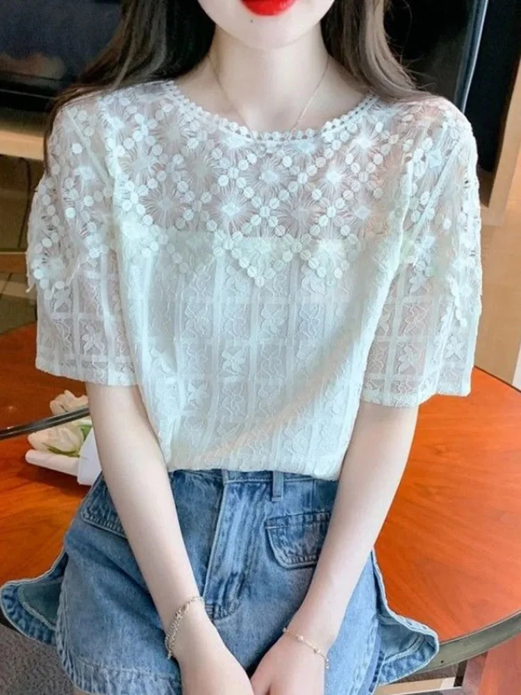 2026 Summer New Hollow Out Crochet Lace Blouse Elegant Round Neck Short Sleeve Top For Women
2026 Summer New Hollow Out Crochet Lace Blouse Elegant Round Neck Short Sleeve Top For Women