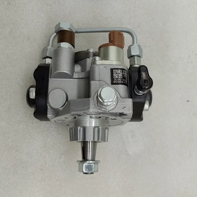 SK200-8 excavator injector pump J05E engine fuel pump 22100-E0035 294000-0618 VH22100E0030
SK200-8 excavator injector pump J05E engine fuel pump 22100-E0035 294000-0618 VH22100E0030