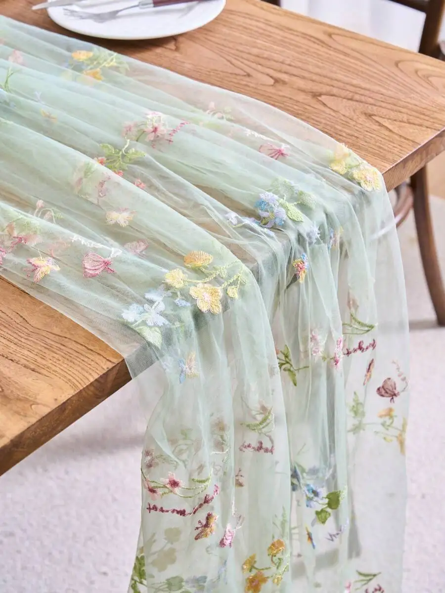 1pc Pale Pink Floral Embroidered Lace Table Runner, American Farmhouse Style Sheer Rectangular Tablecloth, Suitable For Weddings
1pc Pale Pink Floral Embroidered Lace Table Runner, American Farmhouse Style Sheer Rectangular Tablecloth, Suitable For Weddings