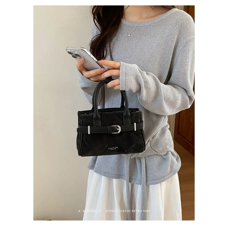 Fashion crossbody bag, women's handbag, new minimalist tote bag, single shoulder bag
Fashion crossbody bag, women's handbag, new minimalist tote bag, single shoulder bag