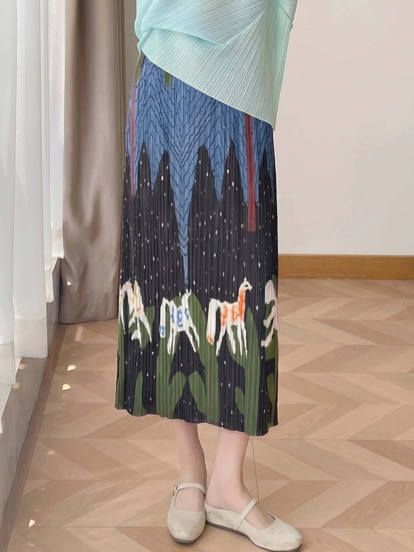 High Waist A-Line Skirt Women's Summer New Style Printed Pleated Slimming Midi Skirt Breathable Skin-Friendly Polyester Fiber
High Waist A-Line Skirt Women's Summer New Style Printed Pleated Slimming Midi Skirt Breathable Skin-Friendly Polyester Fiber