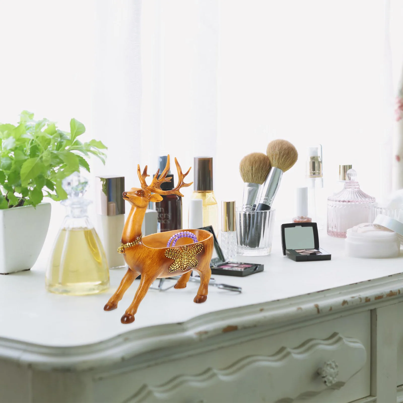 Resin Deer Figure Key Holder Desktop Candy Organizer Unique Design Sturdy Material Home Decoration Resin Deer Statue
Resin Deer Figure Key Holder Desktop Candy Organizer Unique Design Sturdy Material Home Decoration Resin Deer Statue