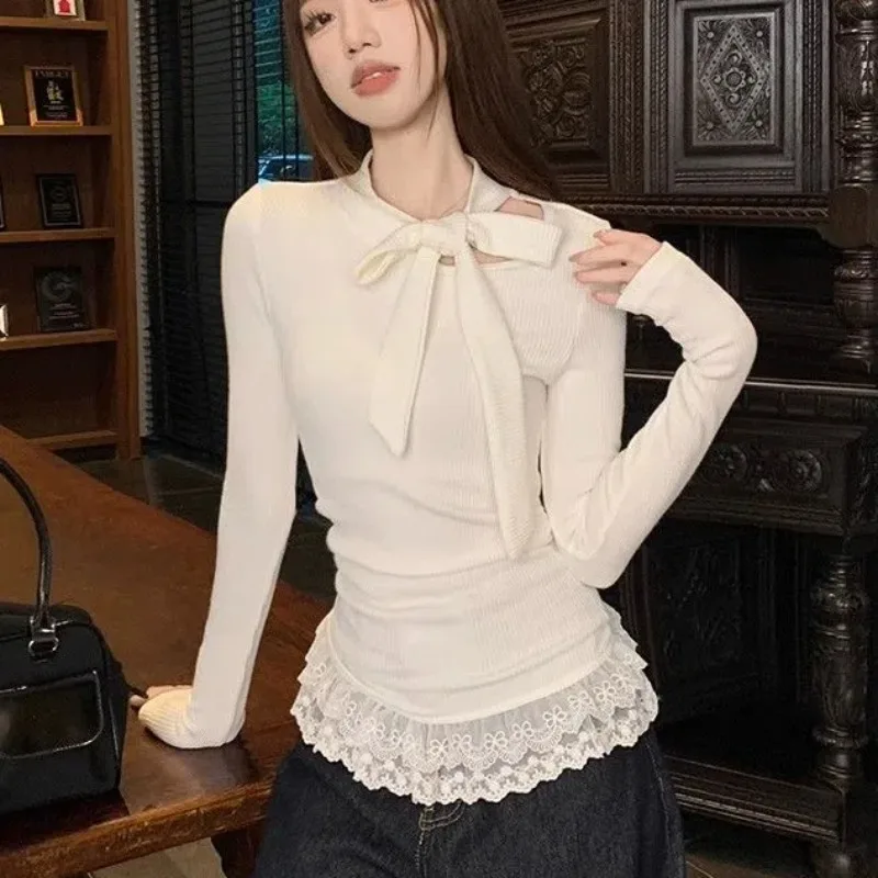 New Y2k Style Casual Solid Bow Tops Women Long-sleeved Sweet Hot Chick T-shirt Lace Patchwork Slim New Japan Chic Blouses 2025
New Y2k Style Casual Solid Bow Tops Women Long-sleeved Sweet Hot Chick T-shirt Lace Patchwork Slim New Japan Chic Blouses 2025
