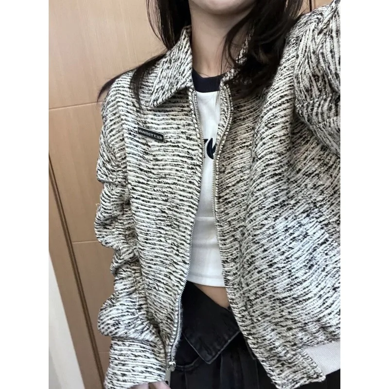 2025 New Autumn Jacket Women's French Style Design Loose Short Elegant Top Casual Loose Coat
2025 New Autumn Jacket Women's French Style Design Loose Short Elegant Top Casual Loose Coat