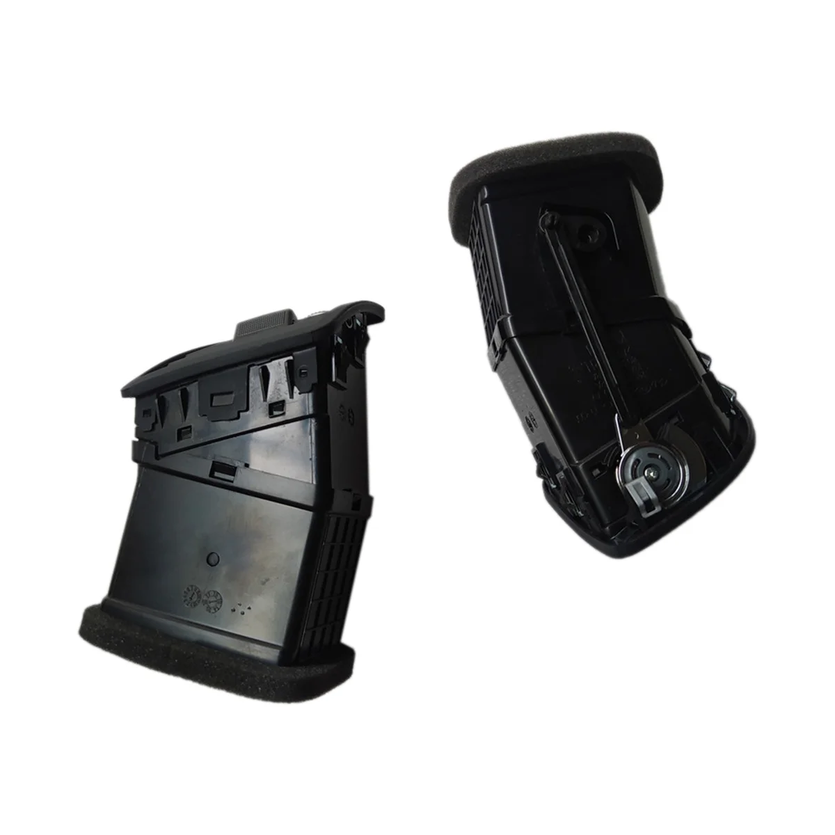 Air Outlet Grille Dashboard Air Outlet Automobile for Kia Sportage 2005-2009 974801F000 974901F000
Air Outlet Grille Dashboard Air Outlet Automobile for Kia Sportage 2005-2009 974801F000 974901F000