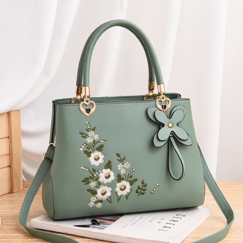 Women's Brand Fashion Popular Luxury Handbag Large Capacity Tote Bag Versatile Elegant Embroidered Shopping Quality Ladies Bag
Women's Brand Fashion Popular Luxury Handbag Large Capacity Tote Bag Versatile Elegant Embroidered Shopping Quality Ladies Bag