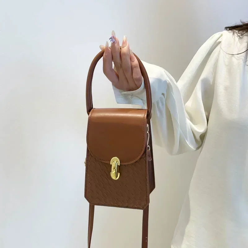 2025Fashionable Women's Summer New Minimalist, Casual and High-end Single-shoulder Bag and Crossbody Women's Bag
2025Fashionable Women's Summer New Minimalist, Casual and High-end Single-shoulder Bag and Crossbody Women's Bag
