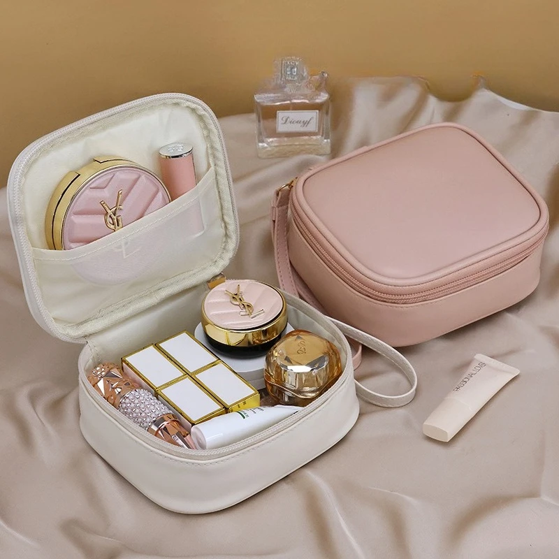 PU Portable Cream Red Envelope Carry Student Makeup Bag Menstrual Towel Storage Monthly Bag Small Storage Bag
PU Portable Cream Red Envelope Carry Student Makeup Bag Menstrual Towel Storage Monthly Bag Small Storage Bag