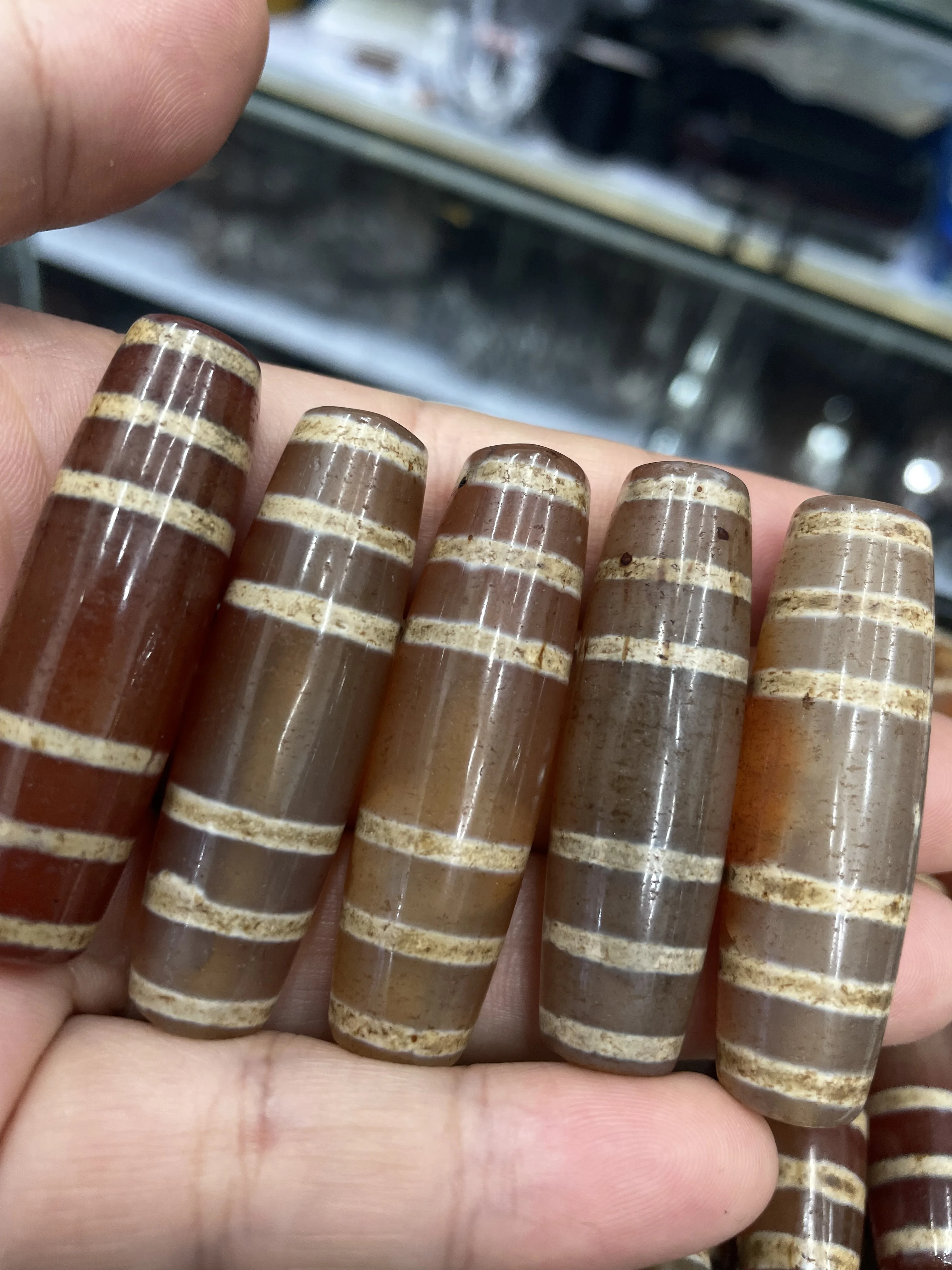 Set Lot of 5 PCS Ultra Energy Tibetan Old Agate Line Type Healer Medicine dZi Bead Pendant Totem RPL210919K12
Set Lot of 5 PCS Ultra Energy Tibetan Old Agate Line Type Healer Medicine dZi Bead Pendant Totem RPL210919K12