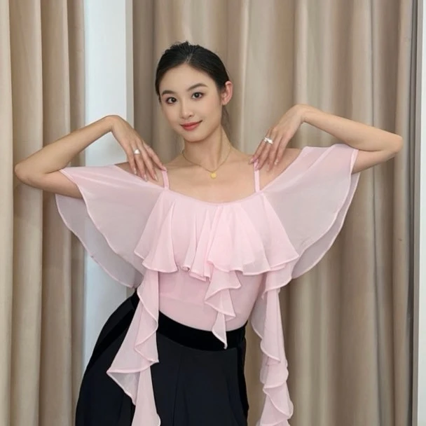2026 Ballroom Dance Tops Women Off Shoulder Ruffled Mesh Black Blue Pink Bodysuit Adult Waltz Tango Dance Practice Clothing
2026 Ballroom Dance Tops Women Off Shoulder Ruffled Mesh Black Blue Pink Bodysuit Adult Waltz Tango Dance Practice Clothing
