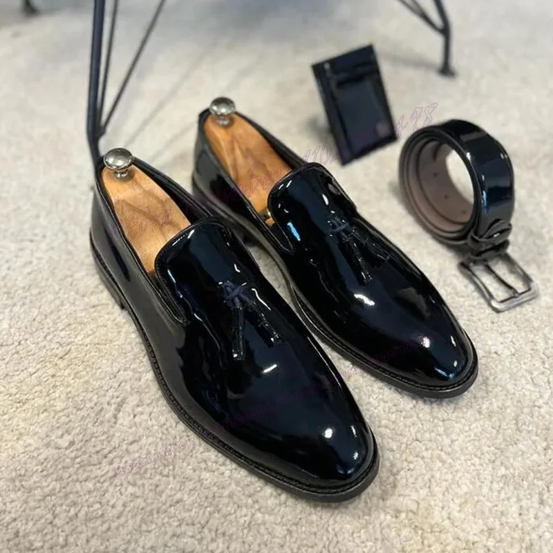 Black Patent Leather Tassel Men's Loafers Shallow Handmade Luxury Dress Shoes for Men Business Party Shoes Zapatos Para Hombres
Black Patent Leather Tassel Men's Loafers Shallow Handmade Luxury Dress Shoes for Men Business Party Shoes Zapatos Para Hombres