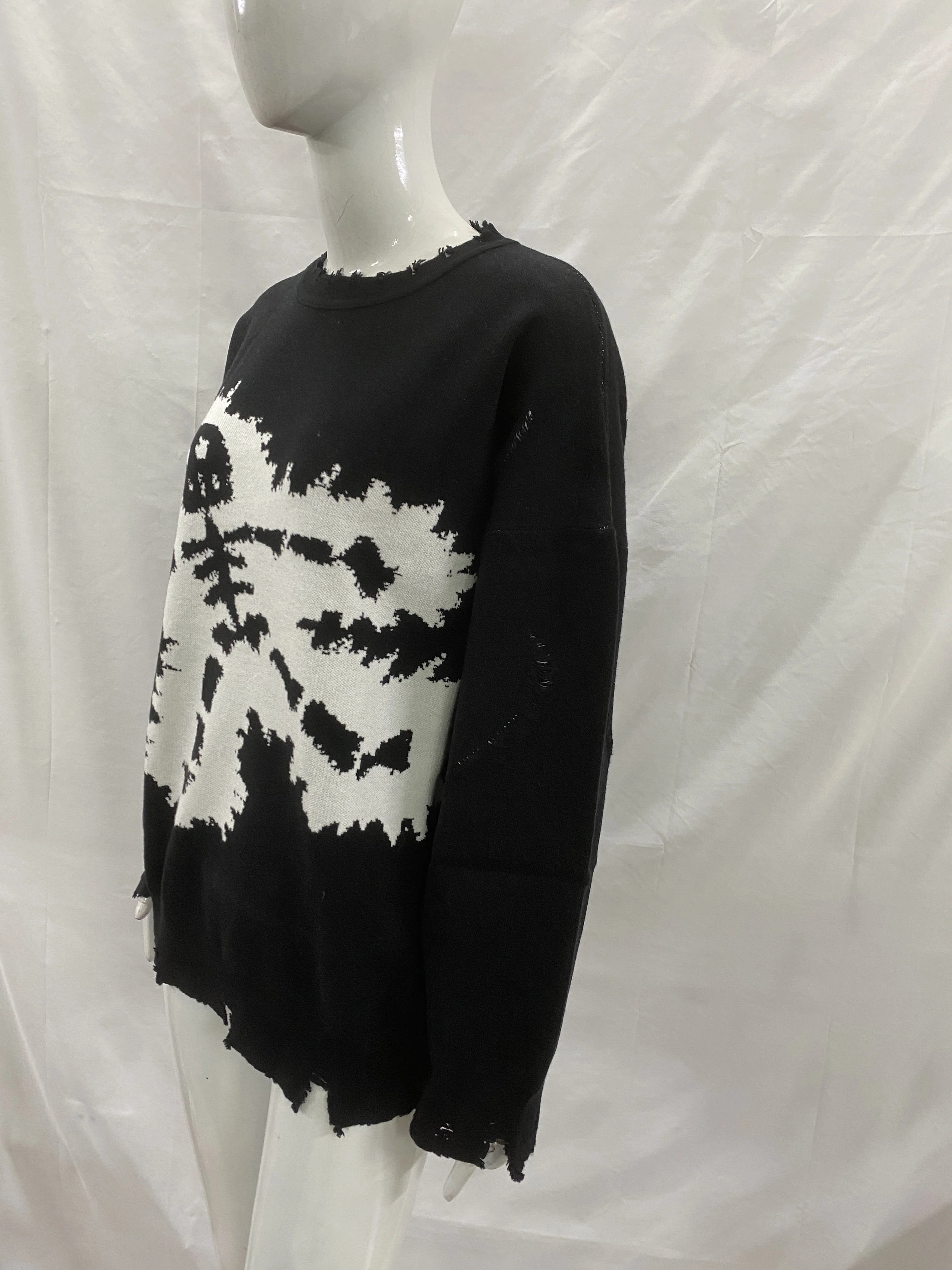 Trendy Electric Shock Little People Jacquard Knitted Sweater Personalized Street Luxury Loose Unisex Sweater
Trendy Electric Shock Little People Jacquard Knitted Sweater Personalized Street Luxury Loose Unisex Sweater