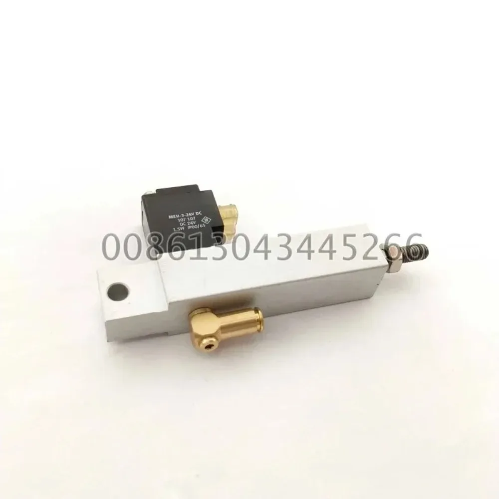 Best Quality ESM-10-4-P-Sa 61.184.1141 SM102 Machine Air Solenoid Cylinder Valve Unit Offset Printing Machine Parts
Best Quality ESM-10-4-P-Sa 61.184.1141 SM102 Machine Air Solenoid Cylinder Valve Unit Offset Printing Machine Parts
